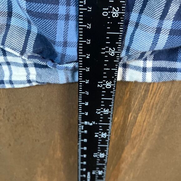 Uniqlo Mens Shirt Blue White Plaid Collared Button Down Long Sleeve XLarge - Picture 8 of 11